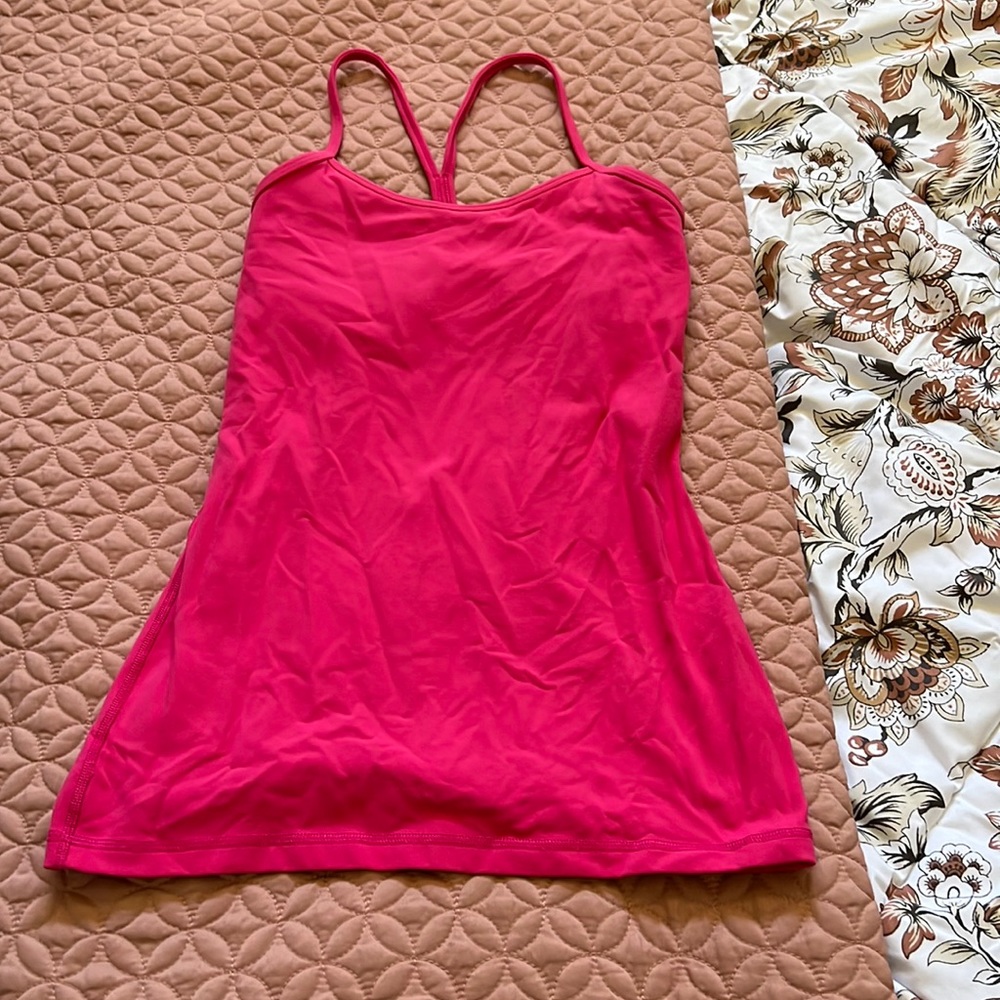 Lululemon top